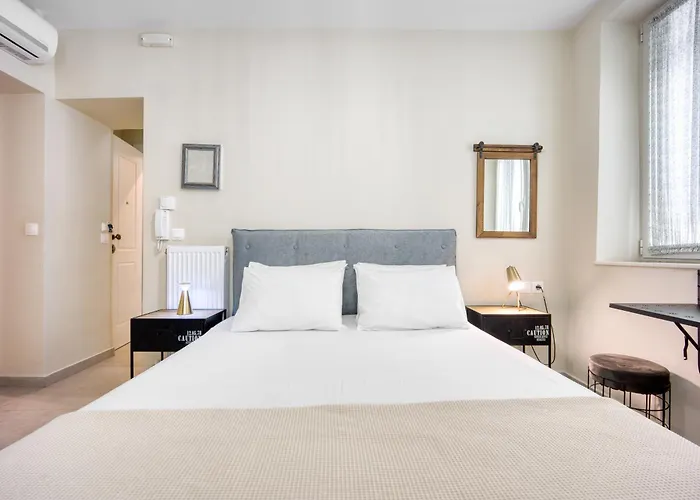Bentzi...Boutique Apartment 1, Classic Double With Kitchenette, 2 Guests